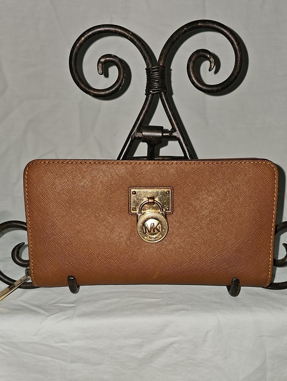 Michael Kors Hamilton Wallet
